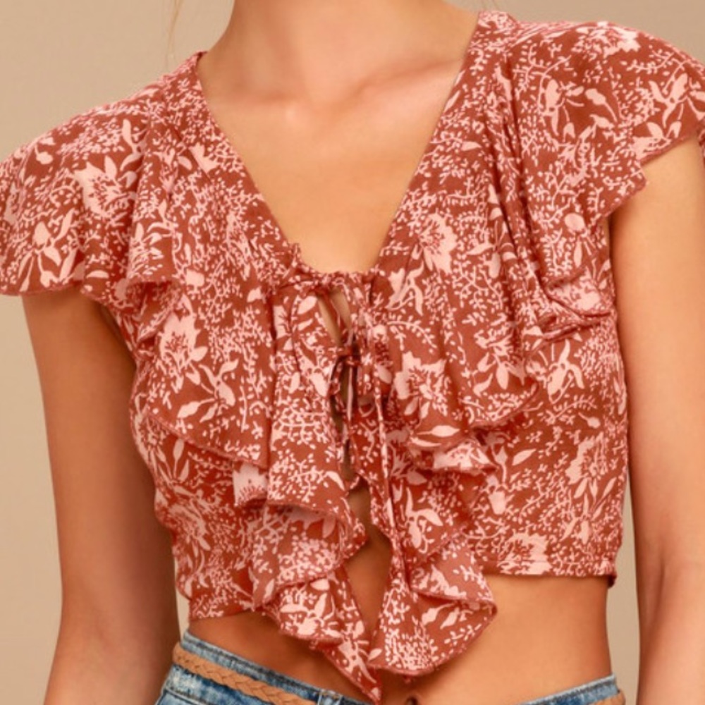 🆕 Lulus XS Floral Tie Front Crop Top